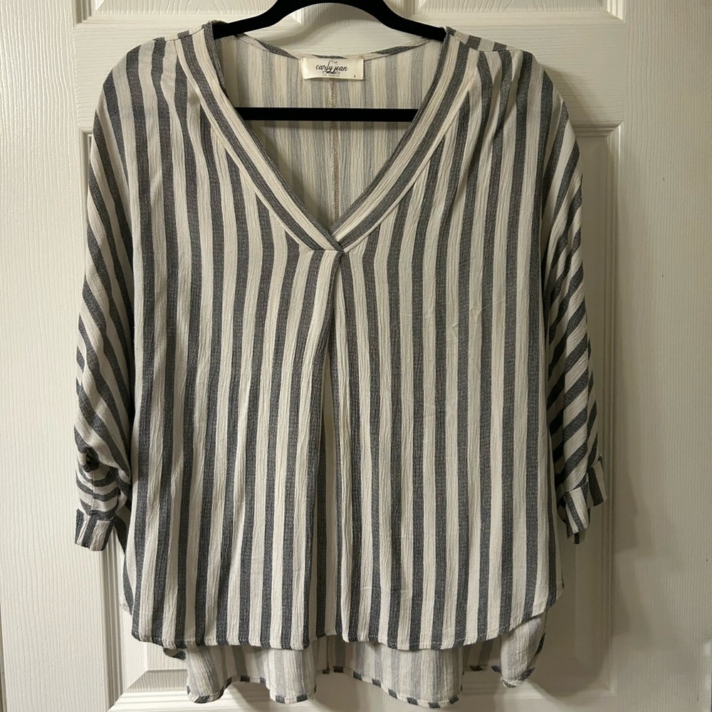 Carly Jean Los Angeles Gray and White Striped Blouse